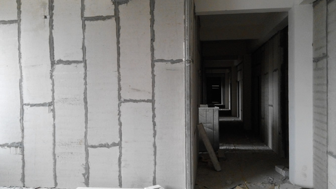 武漢盛世皇廷KTV隔墻板施工案例