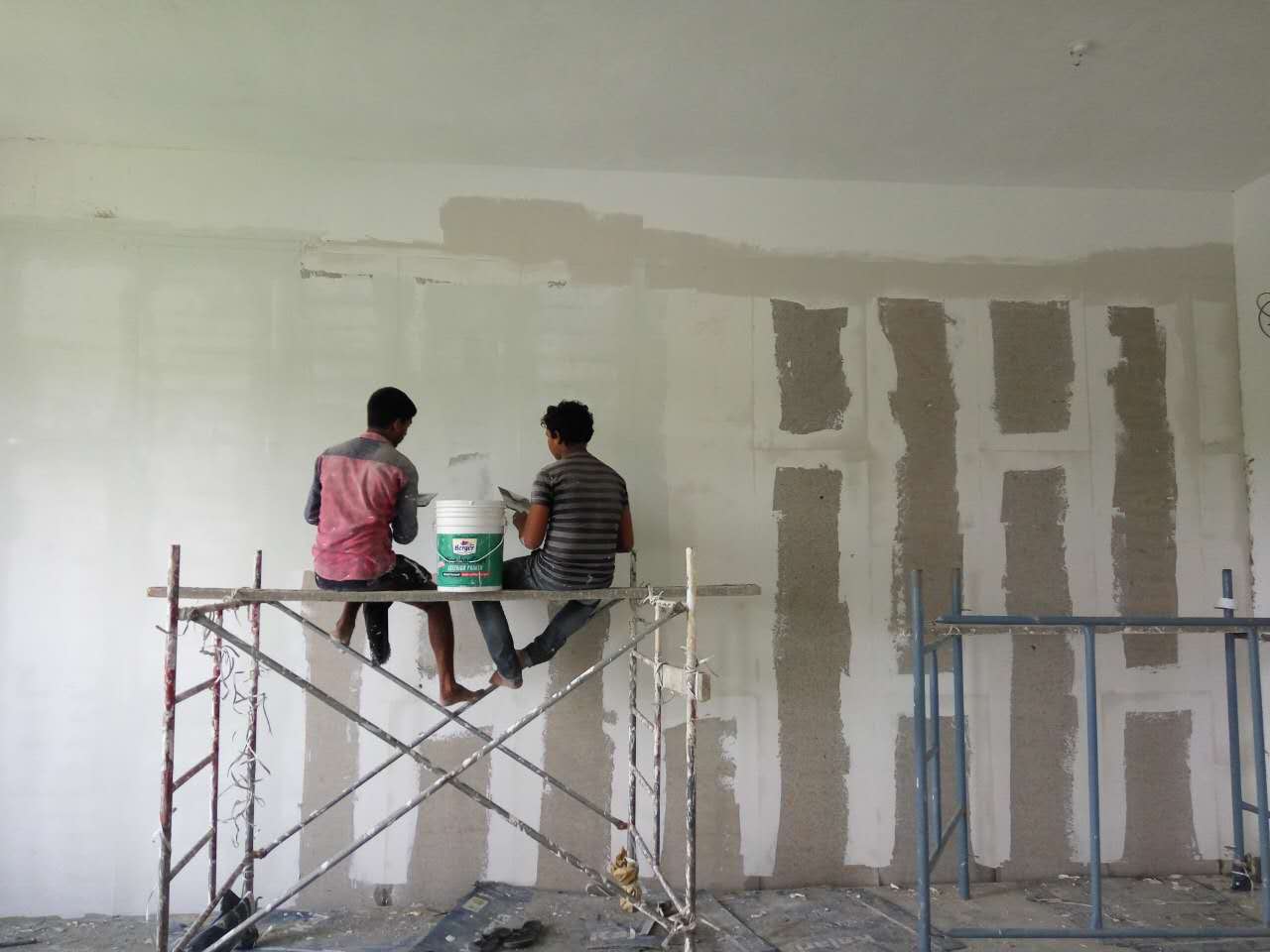 印度帕亞塔工程學院工地輕質(zhì)隔墻板施工案例