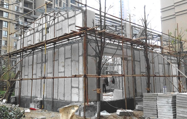 輕質(zhì)隔墻板在鋼結(jié)構(gòu)建筑中的應(yīng)用