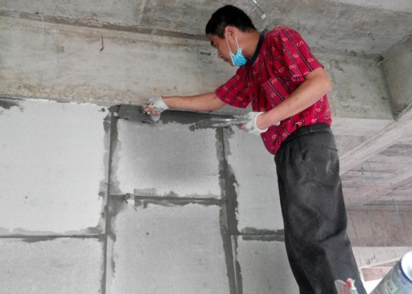 輕質(zhì)實(shí)心復(fù)合墻板施工工藝