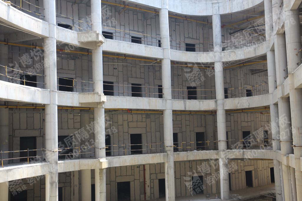 博悅佳工程案例圖片欣賞:新城陽光國際廣場輕質(zhì)隔墻工程