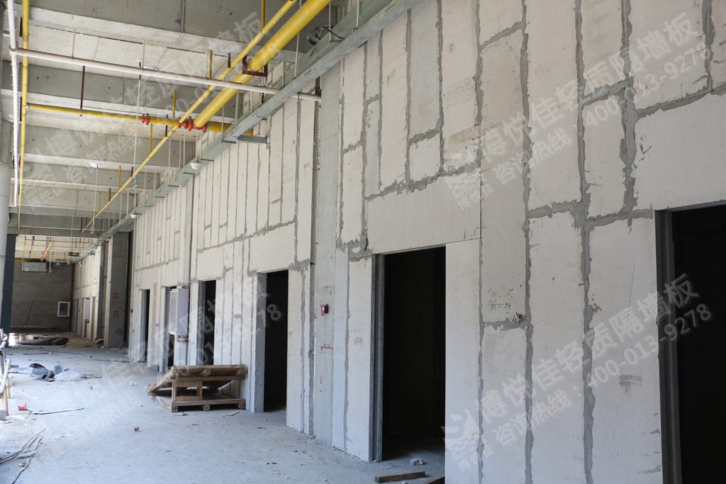 博悅佳工程案例圖片欣賞:新城陽光國際廣場輕質(zhì)隔墻工程