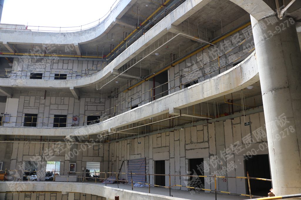 博悅佳工程案例圖片欣賞:新城陽光國際廣場輕質(zhì)隔墻工程