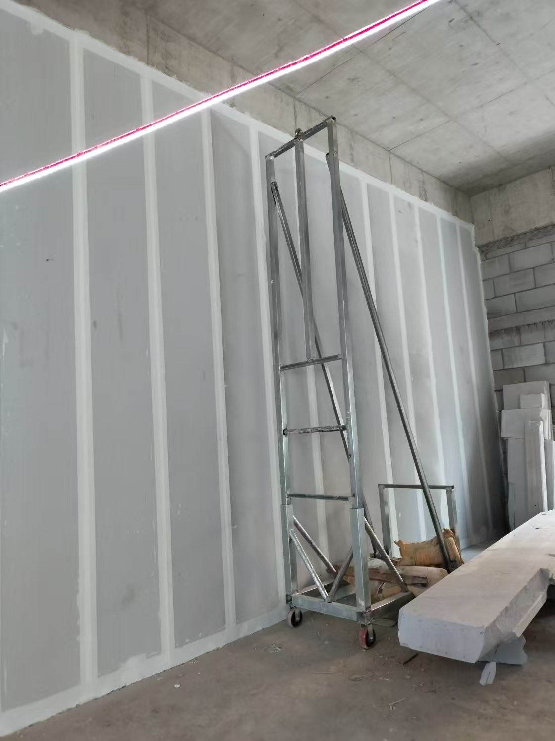 武科大ALC墻板項(xiàng)目