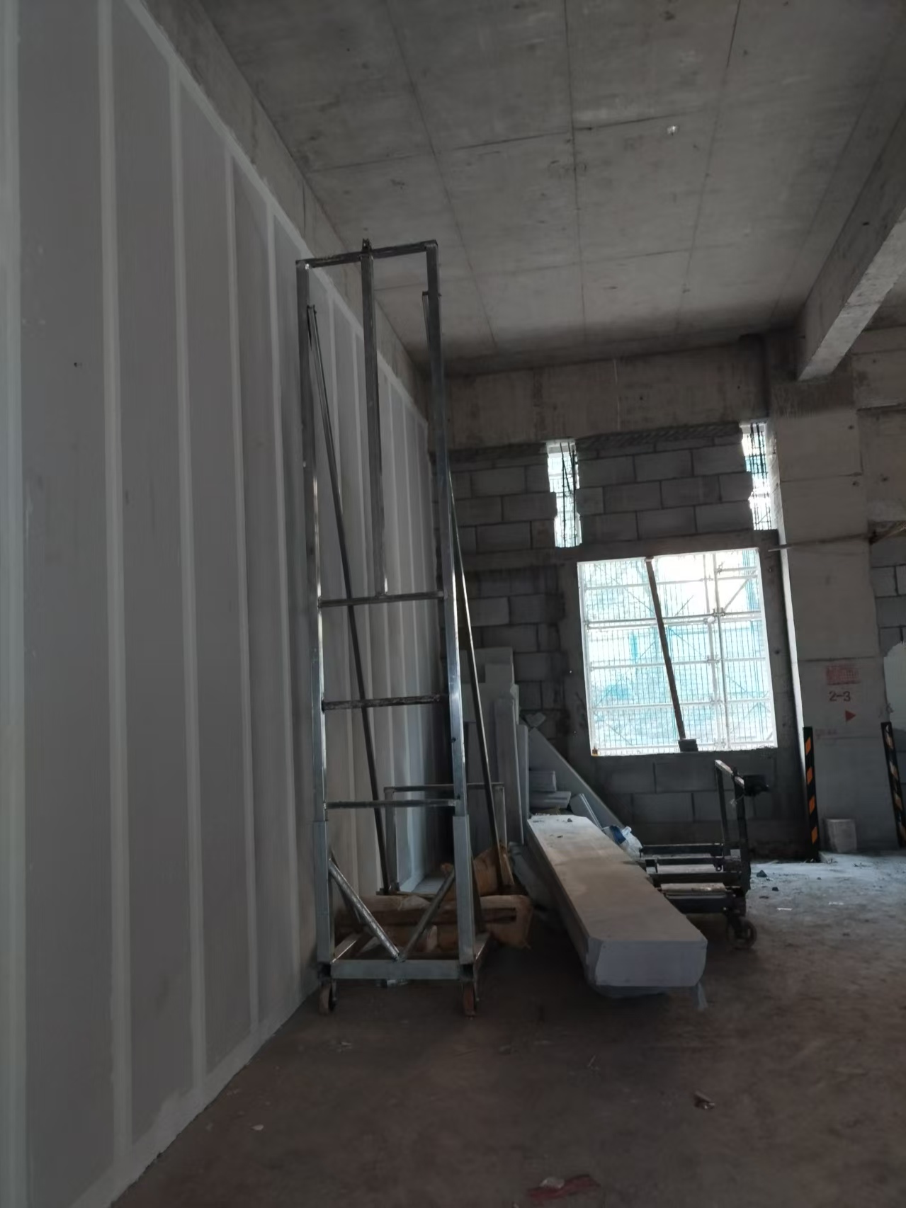 武科大ALC墻板項(xiàng)目