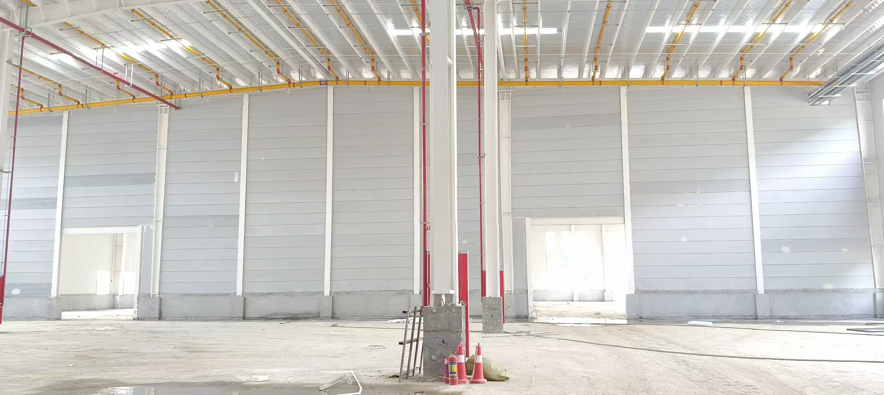 東西湖（白酒灌裝及食品加工項(xiàng)目（三期））生產(chǎn)廠房